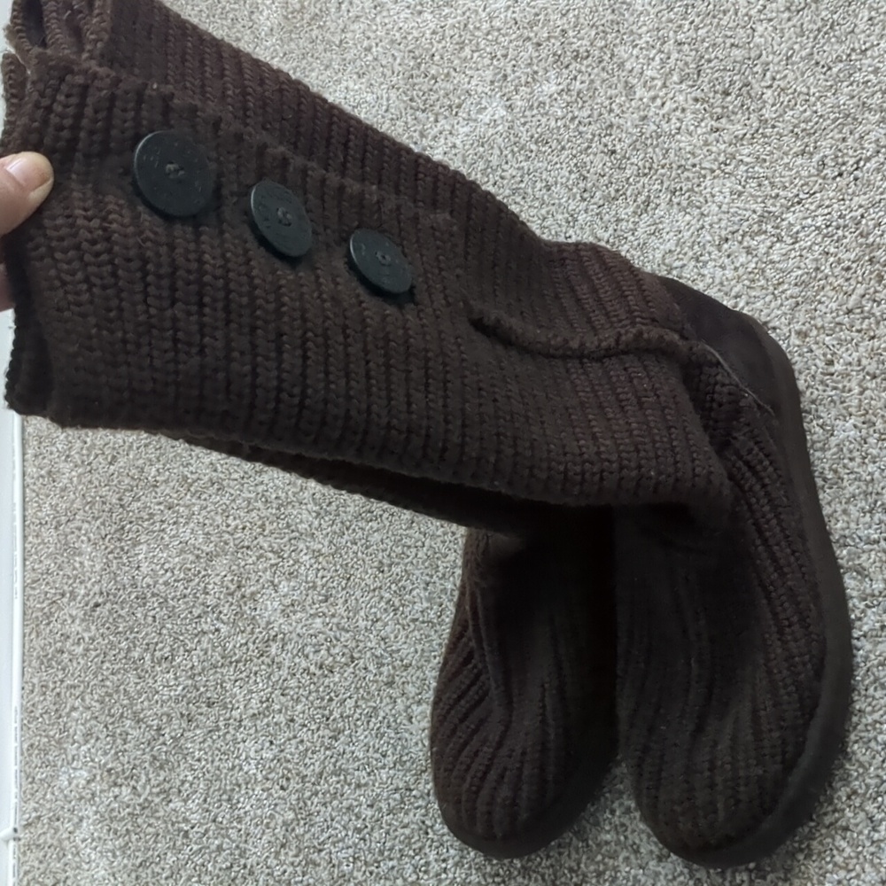 Ugg brown classic Cardi boots size 8 no box